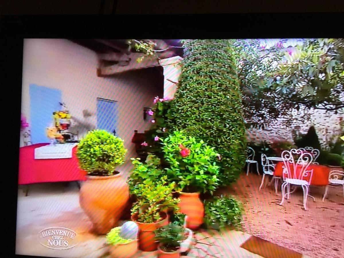 La Maison Du Peintre En Provence Mallemort Exterior foto